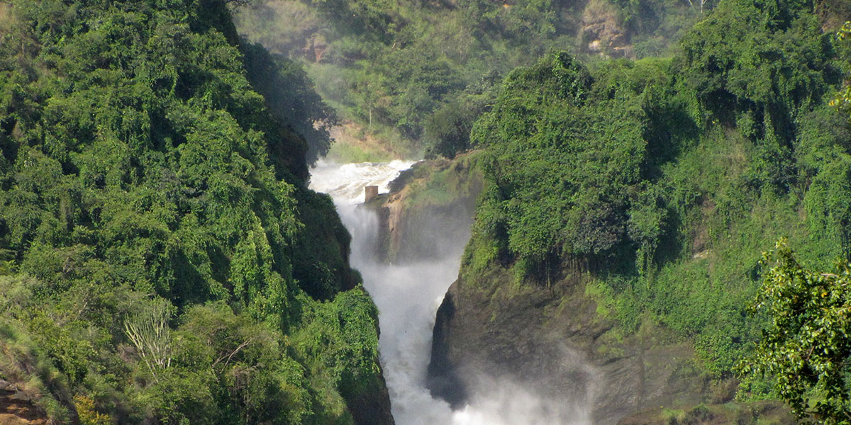 Which district is Murchison Falls